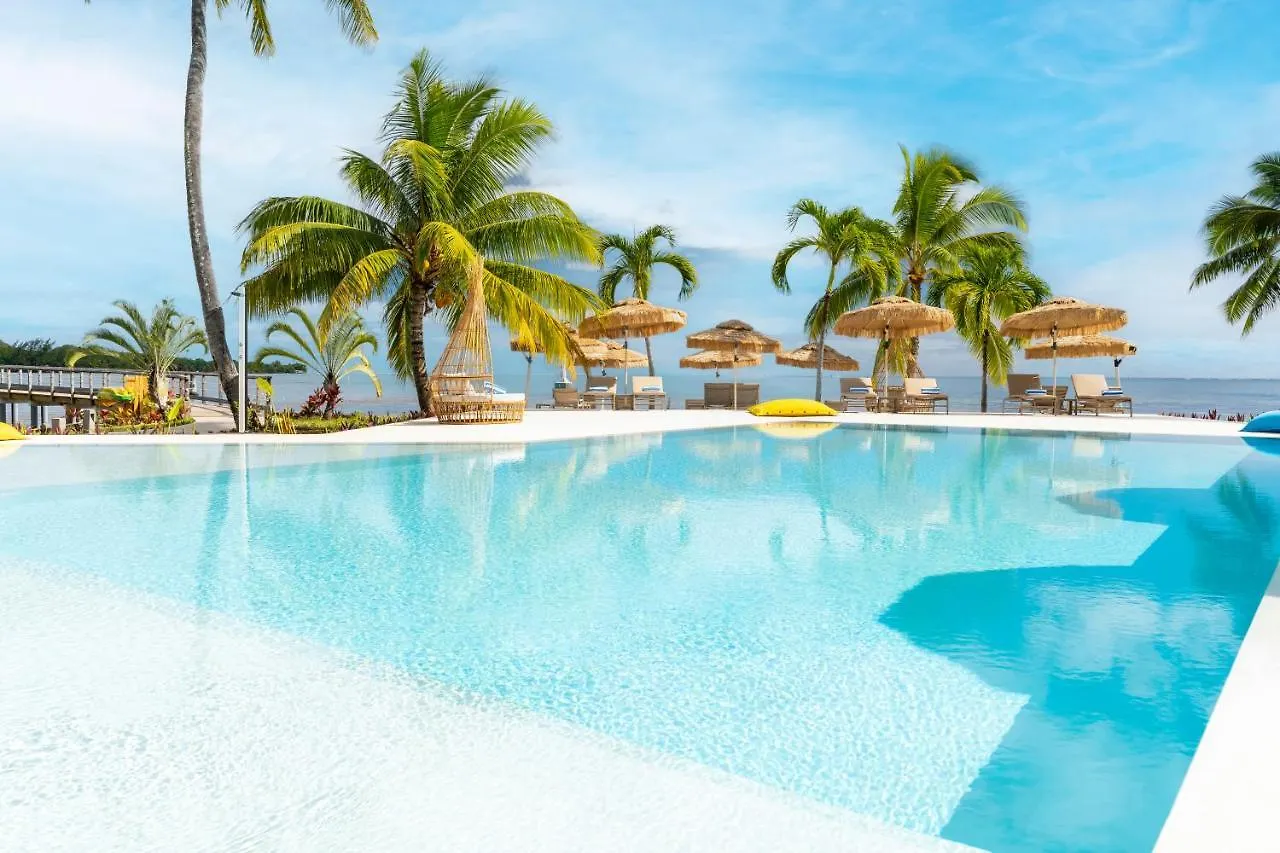 Cook'S Bay Hotel & Suites Paopao