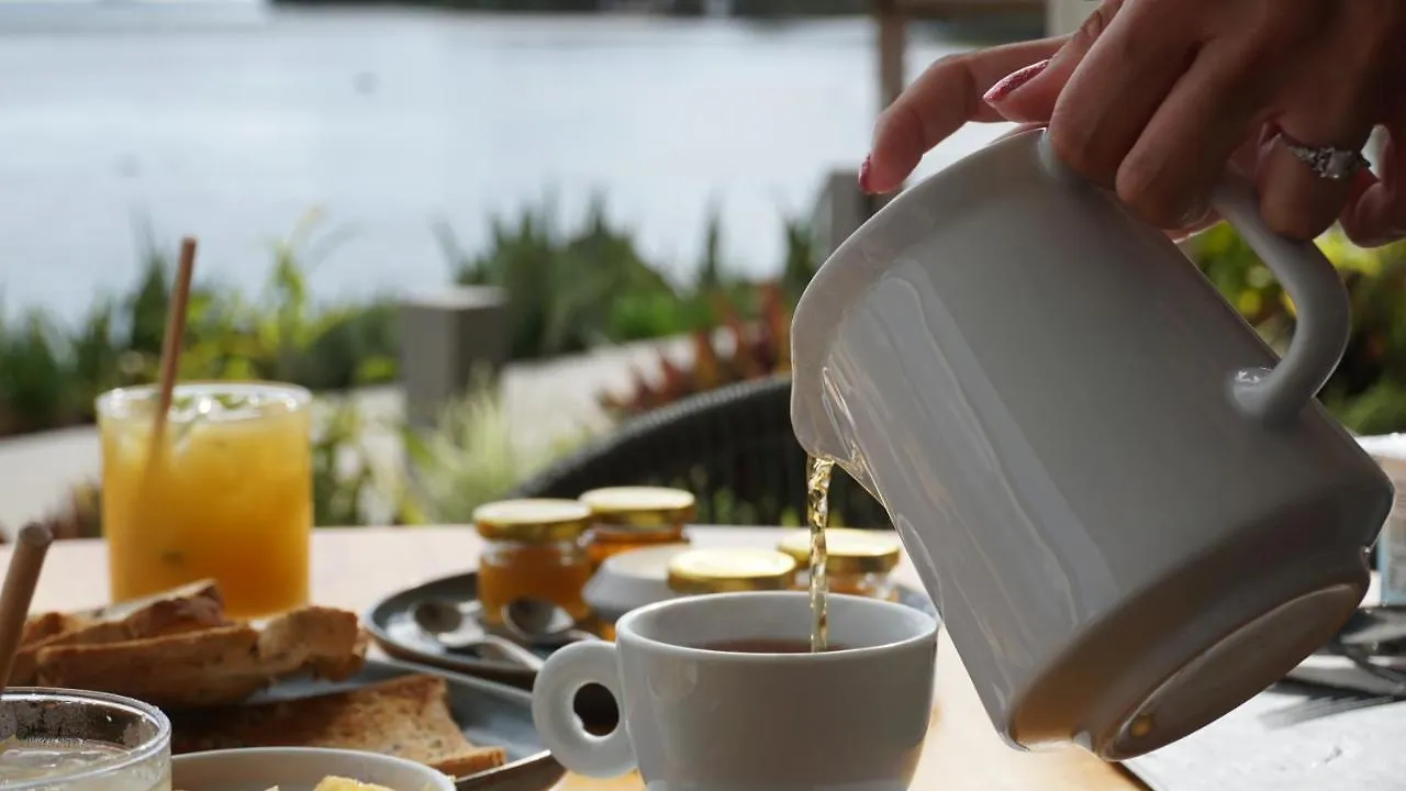 Cook'S Bay Hotel & Suites Paopao 3*,  بولينيزيا الفرنسية