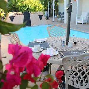 Guest house Paradiso & Self-catering ****